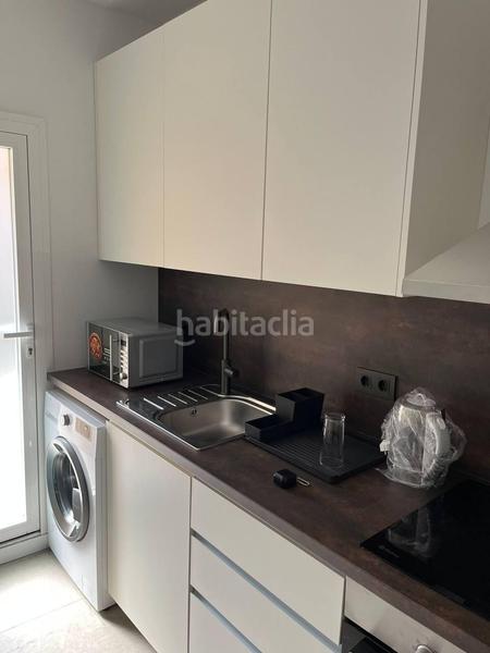 Foto 7a1a993e-80d7-47a5-89e6-bc64a41947bd. Rent flat with heating in Russafa Valencia