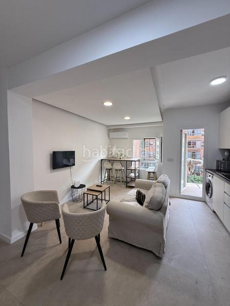 Foto b779d620-66c8-4eb4-9ffa-f818e278ac68. Rent flat with heating in Russafa Valencia