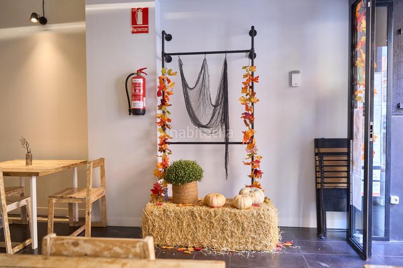 Foto 3778d1f0-904c-4f24-a4ed-8b0a104d467c. Traspaso local comercial traspaso de la cafetería en funcionamiento con clientes habituales en el centro en Valencia