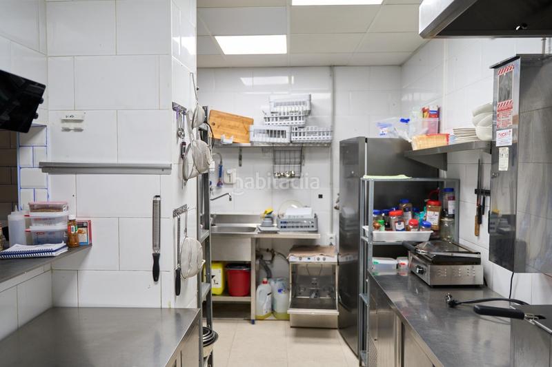 Foto de9a76b7-17c3-4b3c-a98e-953f514a260d. Traspaso local comercial traspaso de la cafetería en funcionamiento con clientes habituales en el centro en Valencia