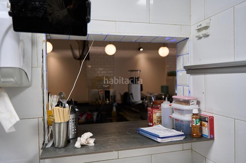 Foto e960be15-e8ff-4181-9ad8-8a935e3099d3. Traspaso local comercial traspaso de la cafetería en funcionamiento con clientes habituales en el centro en Valencia