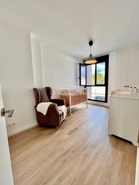 Foto 46acc32d-2f04-47db-94a4-2ab83c56c7c0. Location maison jumelée avec chauffage parking dans Eliana (l´)