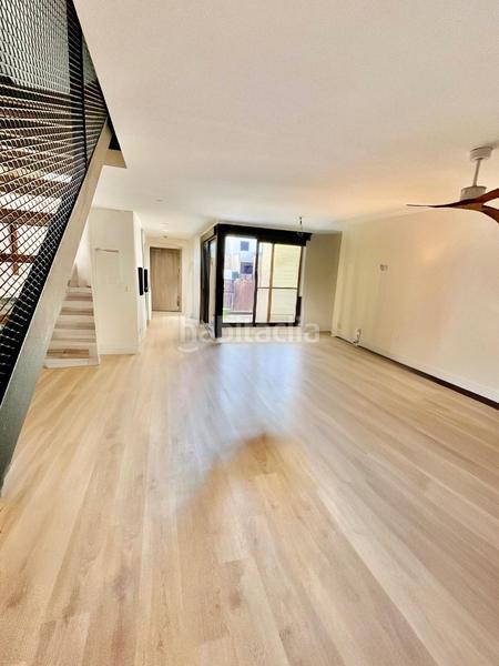 Foto 66f69df8-ab47-481b-9ebd-30dd8336dfd5. Location maison jumelée avec chauffage parking dans Eliana (l´)