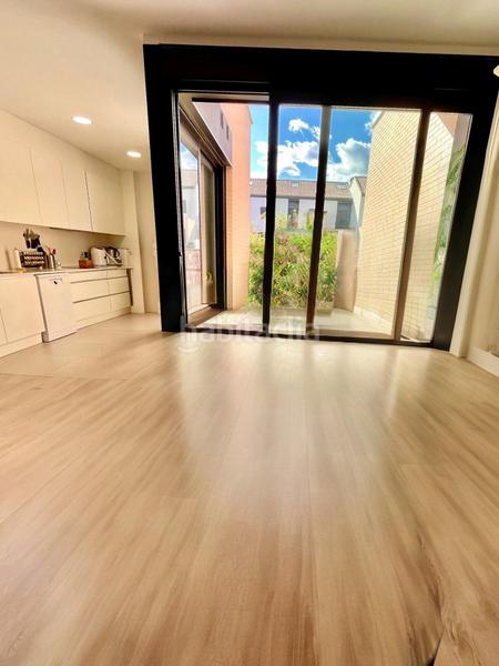 Foto 5223566a-57b5-4891-8806-6875f3bcbf31. Rent semi detached house with heating parking in Entrepinos Eliana (l´)