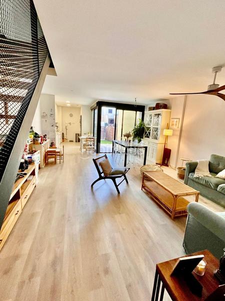 Foto 75918527-57e8-4a6a-abd1-8934484bd6fd. Rent semi detached house with heating parking in Entrepinos Eliana (l´)