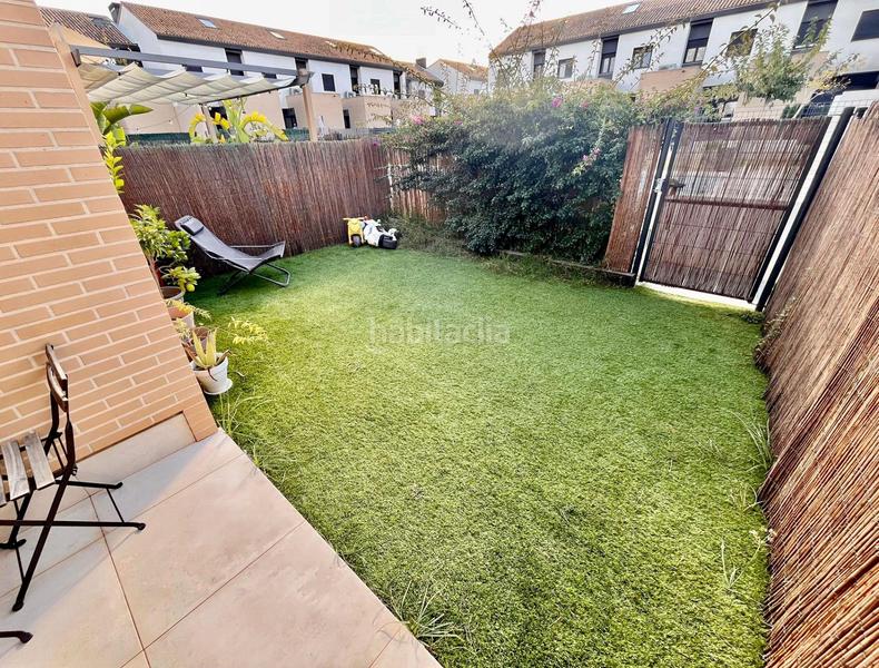 Foto f78be06c-8d56-42e2-8c45-4b5c1285592b. Rent semi detached house with heating parking in Entrepinos Eliana (l´)