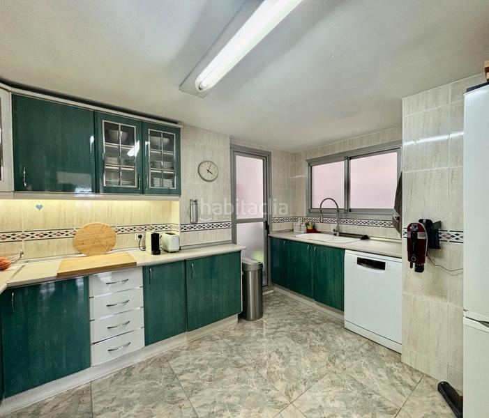 Foto b96f98bb-b146-4003-a10f-9ff25254cd71. Miete etagenwohnung mit heizung in Ciutat Jardí Valencia