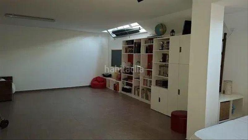 Foto 25d94904-4c28-4f6b-92d7-ec27f03d2383. Maison jumelée avec chauffage parking piscine dans San Antonio de Benagéber