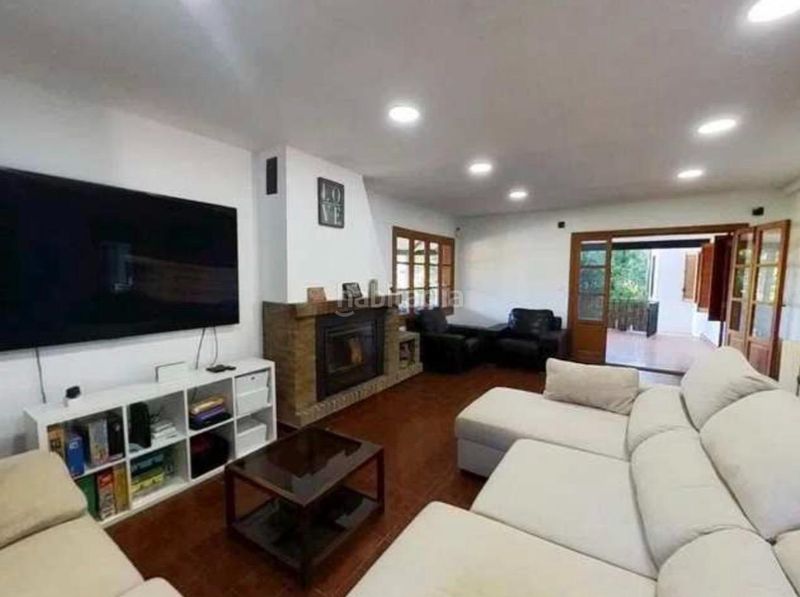 Foto b305af96-7875-40d2-a239-6e7dff88c1d3. Xalet amb aparcament a El Vedat - Santa Apolonia Torrent