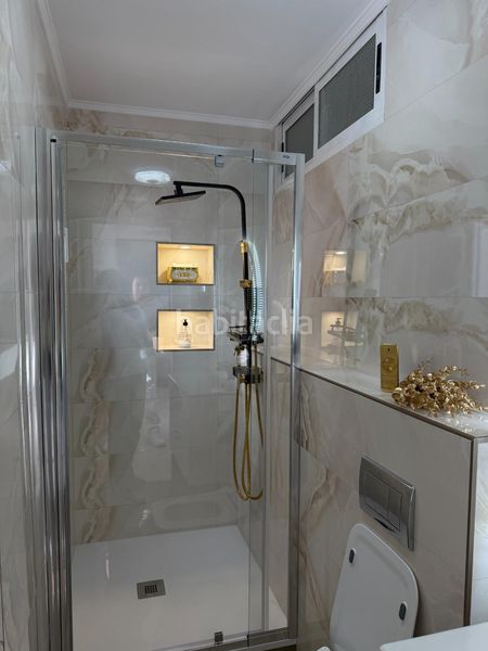 Foto f842d31d-c33b-465b-989e-36858832d020. Pis a calle calle maestro serrano 7 a Cardenal Benlloch Mislata