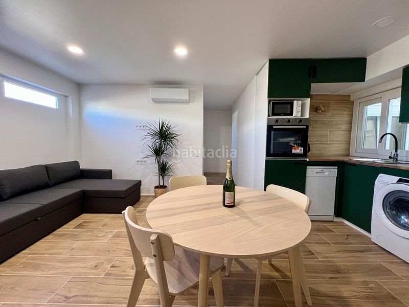 Foto 8a174b52-0e07-493e-bc2b-baf8e51ae984. Pis a El Mercado Manises