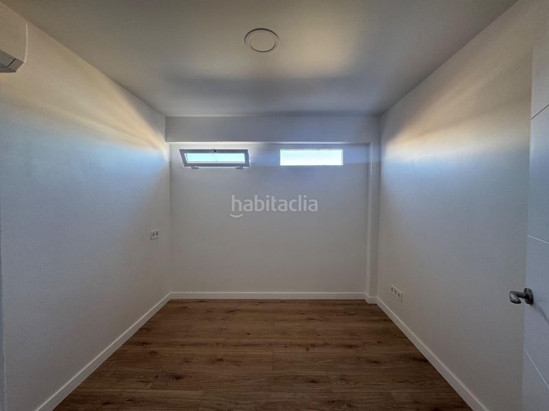 Foto 93ea7d12-8c43-4c05-809f-e5339e105f04. Pis a El Mercado Manises