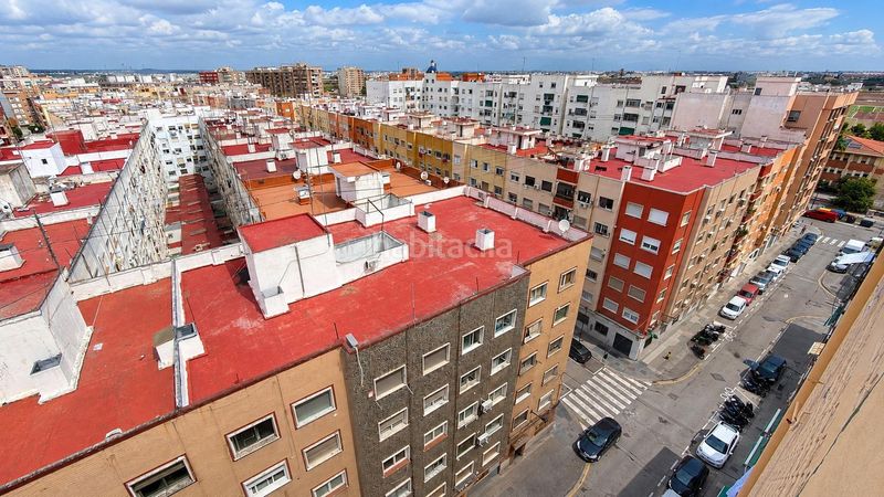 Foto ca1dade6-845f-44eb-a073-c0642401829b. Pis a Sant Llorenç - Zona Alfahuir Valencia
