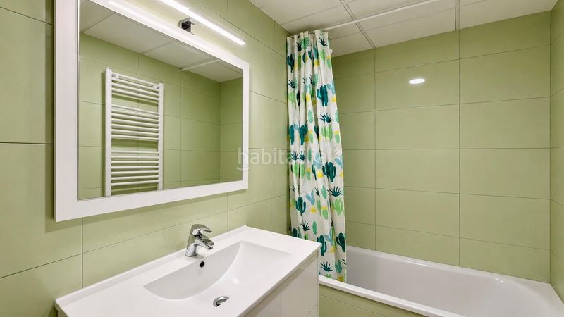 Foto 7da0dbf1-d7dd-4f46-a73e-652827a0e913. Planta baixa amb calefacció aparcament piscina a Paterna