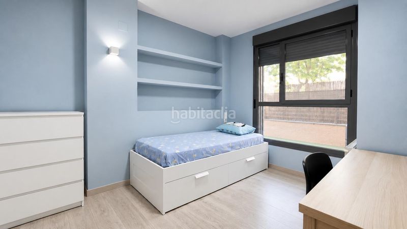 Foto addf3f60-5775-4b1f-ac30-a0387bb9e32e. Planta baixa amb calefacció aparcament piscina a Paterna