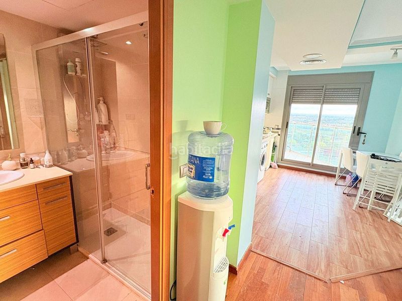 Foto c5f2cd18-1e88-4e4a-91b0-31269d950292. Rent flat with heating parking pool in La Punta Valencia