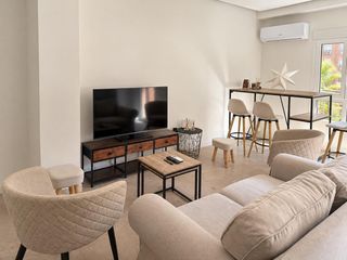 Rent Flat  Peris y valero. Luminoso piso moderno con terraza en ruzafa, valencia