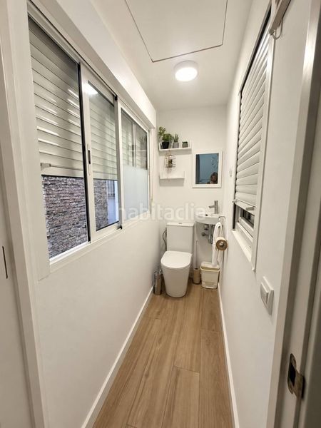 Foto e9e5c41b-ba03-47c6-b000-e4ee9ed92359. Lloguer pis a Russafa Valencia