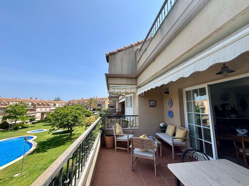 Foto 74b7c8a3-90dd-4750-8f5d-a897ad1a51b3. Rent duplex with parking pool in Torre en Conill-Cumbres de San Antonio Bétera