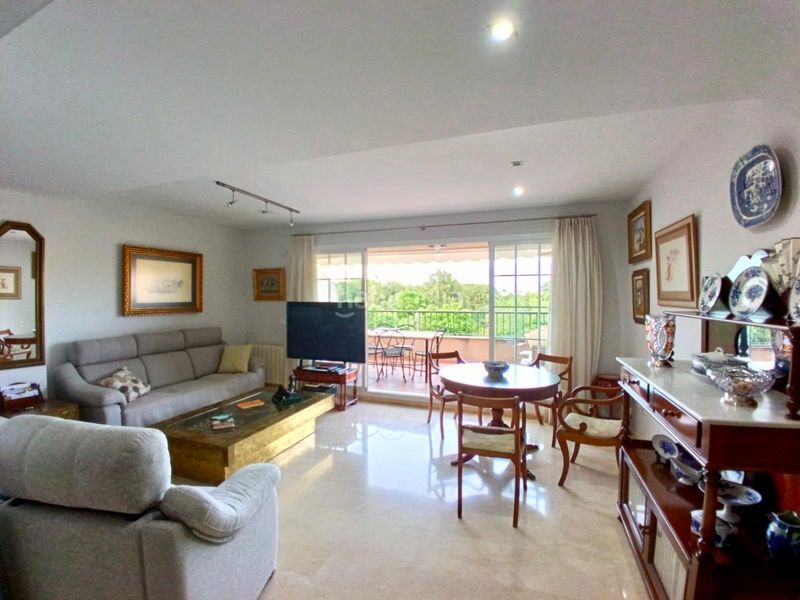 Foto 7fa1ff7a-cba9-40e9-b20b-86a5585e17d7. Rent duplex with parking pool in Torre en Conill-Cumbres de San Antonio Bétera