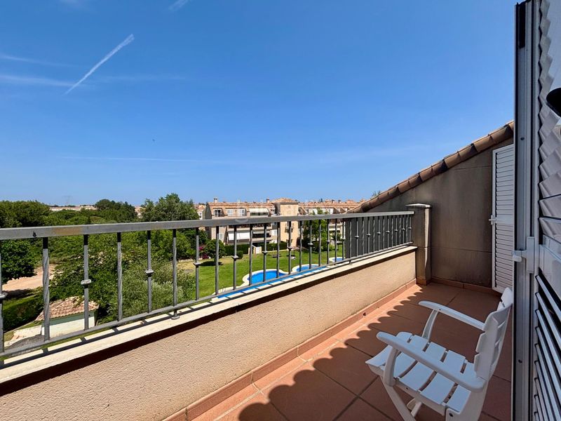 Foto 9b153ebf-12c1-4e9a-ba84-29d5cc6662dc. Rent duplex with parking pool in Torre en Conill-Cumbres de San Antonio Bétera