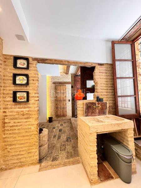 Foto 57e23320-34f9-470e-93ee-5d01c6749ccc. Rent flat in El Mercat Valencia