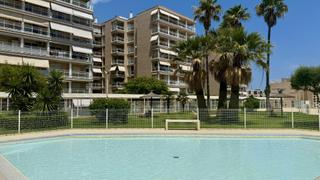 Apartament  Calle mare nostrum. Inversión top apartamento con licencia turística en primera líne