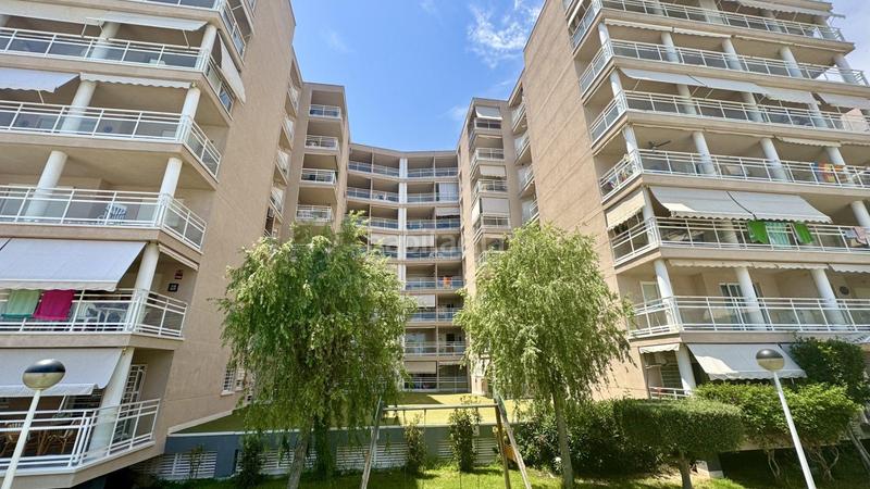 Foto 8d603b74-c3f0-413b-a3e8-ff5a3e2d5247. Apartamento inversión top apartamento con licencia turística en primera línea de mar canet den berenguer en Canet d´en Berenguer