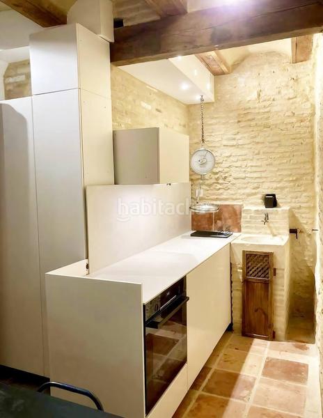 Foto d5d128ad-1de2-48c4-9855-f149e5743730. Miete etagenwohnung mit heizung in El Mercat Valencia