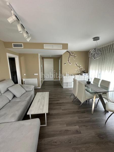 Foto 939b57ef-78f4-4087-9809-b20b6f63864e. Alquiler piso moderno piso con excelente ubicación en Valencia