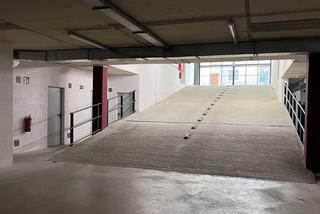 Lloguer Aparcament cotxe a Carrer de llull 209. Parking para coche grande en el corazon de vila olimpica