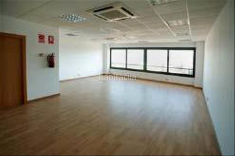 Foto 43978947-06e4-46cc-8174-44967fc6bf3a. Rent office space in avinguda de cerdanyola 79 in Sant Cugat del Vallès