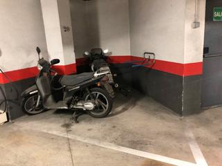 Affitto Posto moto in Carrer de llull 90. Oprtunidad de aparcamiento en vila olimpica