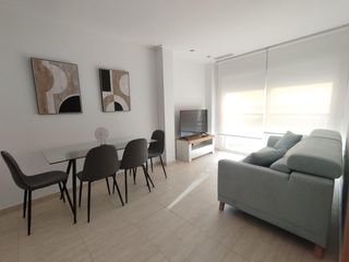 Lloguer Àtic a Reina Victoria - Miguel Hernández. Vivienda centrica