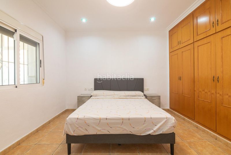 Foto e7050788-7075-4963-b529-82b7d908fe34. Chalet con riscaldamento parcheggio piscina in Peña de las Águilas Elche / Elx