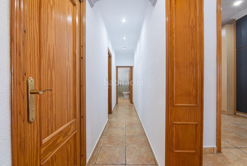 Foto e94c5753-fb9f-4489-a018-5080865458a9. Chalet con riscaldamento parcheggio piscina in Peña de las Águilas Elche / Elx