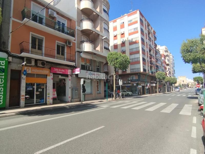 Foto a3469806-c980-479c-920c-7a55ff41cc61. Alquiler local comercial  centrico vicente blasco ibañez en Elche / Elx