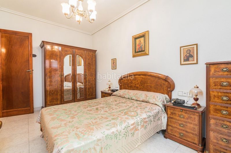 Foto 1a1e5585-1aa3-416c-aaa0-1743fa28c94a. Casa a Reina Victoria - Miguel Hernández Elche / Elx