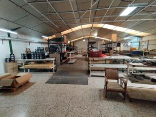 Nau industrial en San Crispn. Poligono  industrial carrus  nave 673 m2