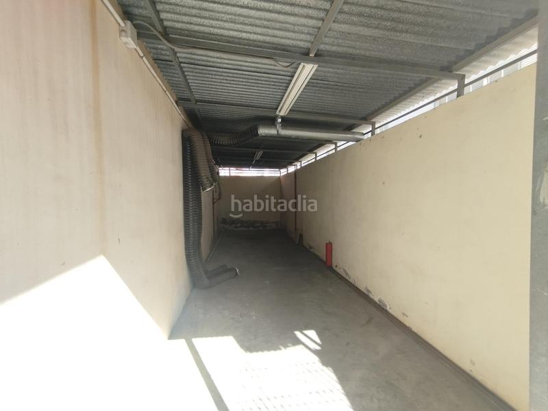 Foto 4083863b-69a5-4c71-a304-bfaba07672a6. Location bâtiment à usage industriel dans Torrellano Elche / Elx