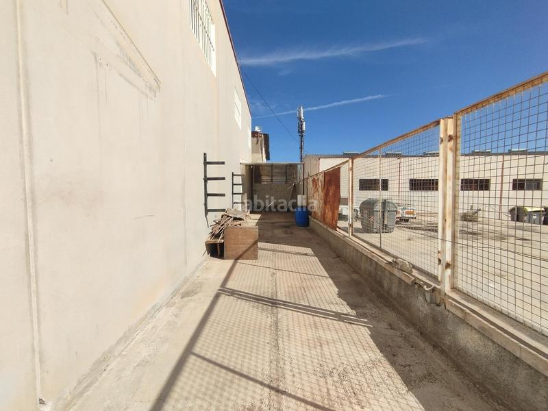 Foto 079c7e53-bf85-47ba-848d-94f9e627c248. Location bâtiment à usage industriel dans La Algoda - Matola - Llano de San José Elche / Elx