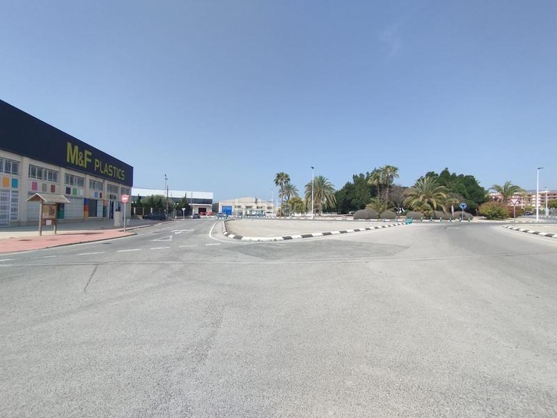 Foto 2bf89ee0-932a-4d87-ad53-bf7eba79d5e8. Location bâtiment à usage industriel dans La Algoda - Matola - Llano de San José Elche / Elx