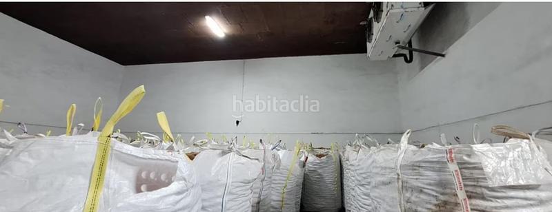 Foto ab7b9978-52f6-4d70-a582-fa8dbbce6085. Bâtiment à usage industriel dans El Castillo Aspe