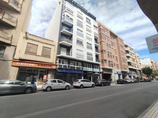 Local Comercial  Calle de cristbal sanz. Corazon de jesus  local de 270 m2