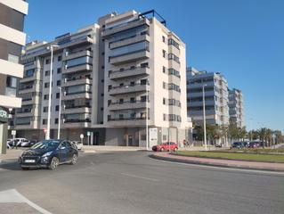 Lloguer Local Comercial a Sector V. Local alquiler zona corte ingles