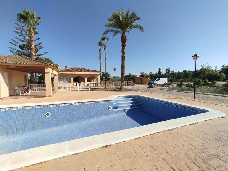 Foto b2325421-cccc-4954-8f9d-dfcb4adb87b6. Haus mit parking pool in Perleta - Maitino Elche / Elx