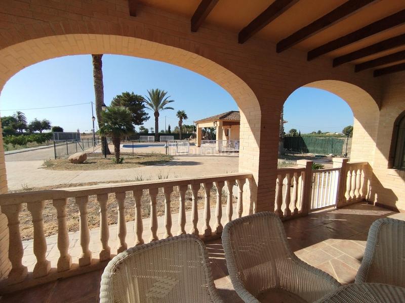 Foto bfe70873-6fd6-4967-953a-d4f8e9f064ed. Haus mit parking pool in Perleta - Maitino Elche / Elx