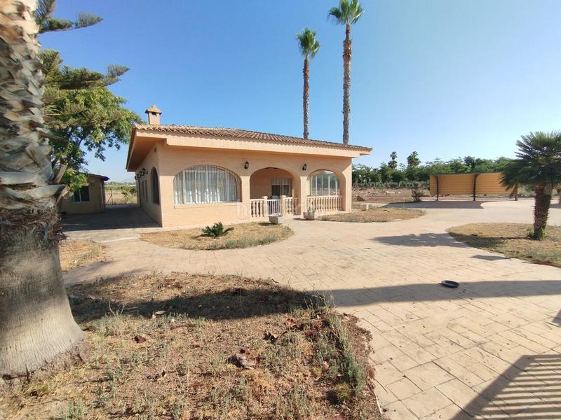 Foto c289988d-16a0-45bd-b021-7de58fd5a0c6. Haus mit parking pool in Perleta - Maitino Elche / Elx