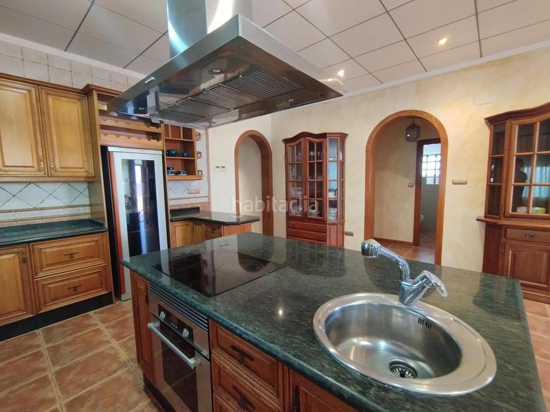 Foto d2564bb9-94ea-4c1f-9c06-8a2b503b6310. Haus mit parking pool in Perleta - Maitino Elche / Elx