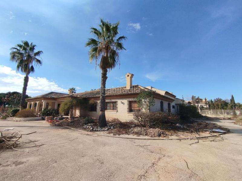Foto d6eaa5a7-7577-4e2f-b5ac-711d356cfa42. Chalet con parcheggio piscina in Alzabares Elche / Elx